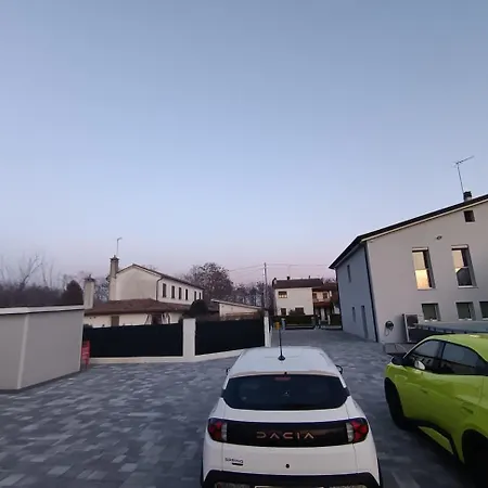 Bed & Breakfast Mb *