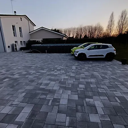 Mb Nocleg ze śniadaniem Compocroce