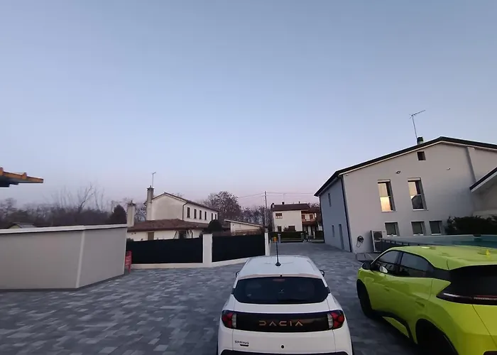 Nocleg ze śniadaniem Mb *